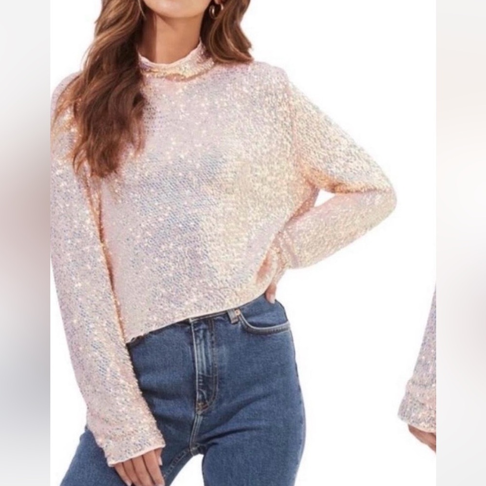 Astr Iridescent Sequin Blouse in Cream